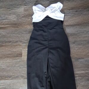 SHEIN Black Garment with Label Detail